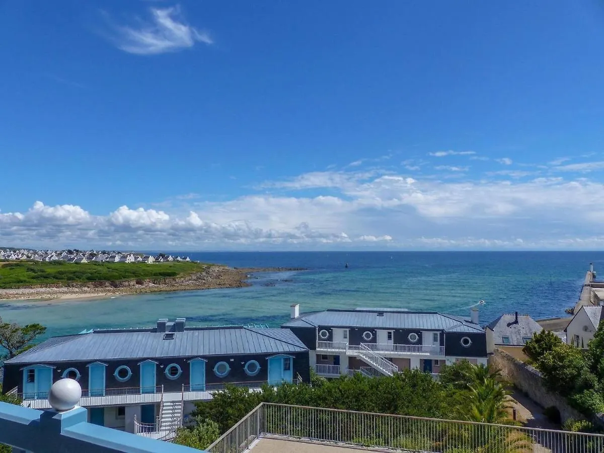 Apartment With Pool And Sea View In Brittany Audierne